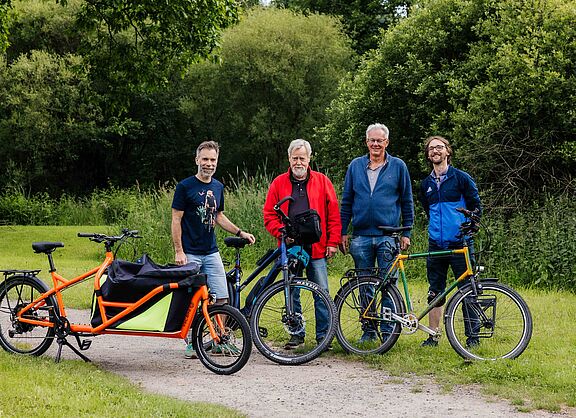 Die alten und neuen Ortsgruppensprecher des ADFC Halver